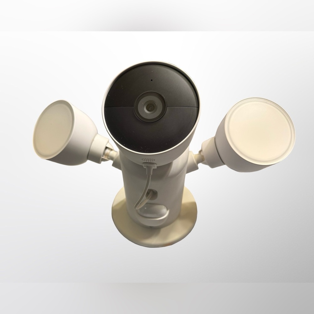 Nest Cam with floodlight (wired)